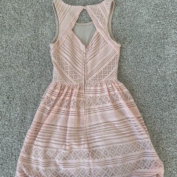 Light Pink Lace Dress | Size 3 - Picture 8 of 9
